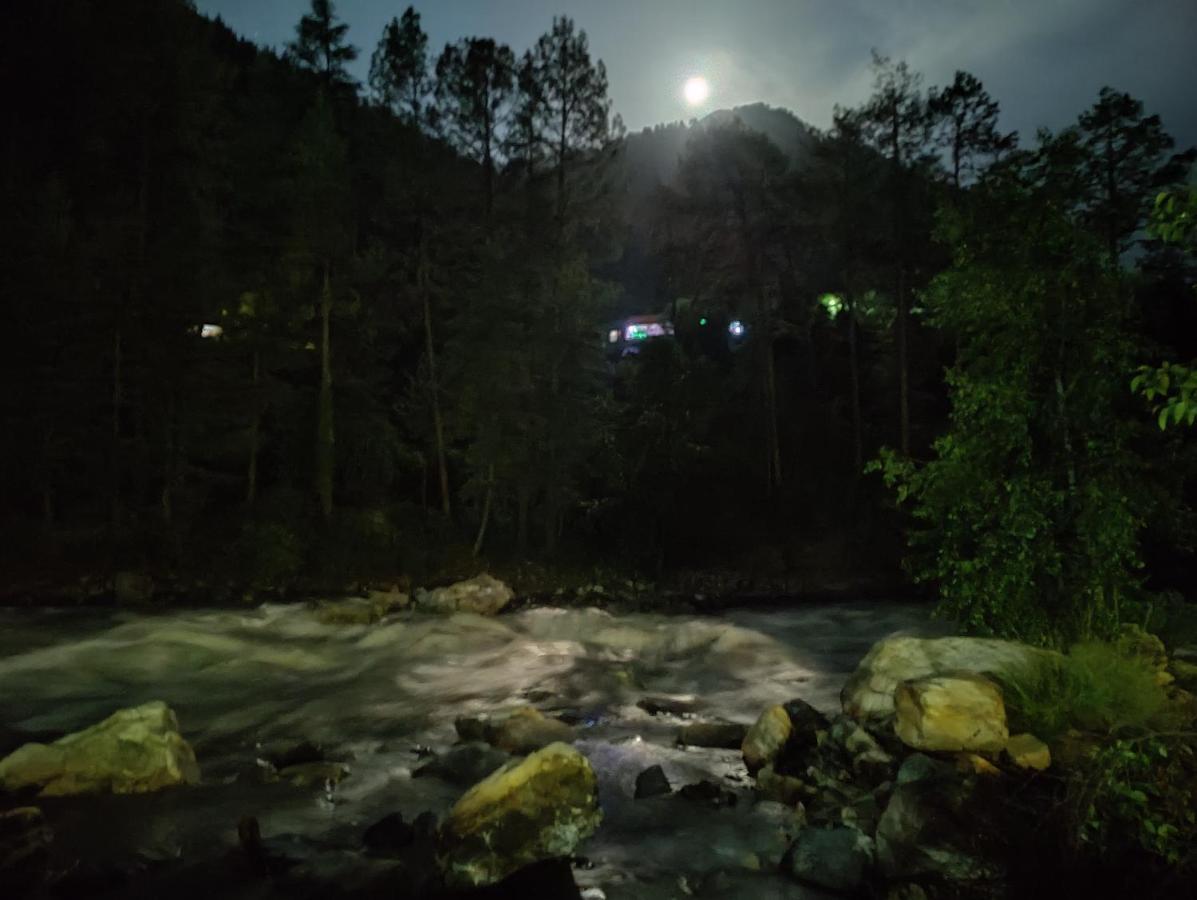 Breathe Inn Kasol Esterno foto