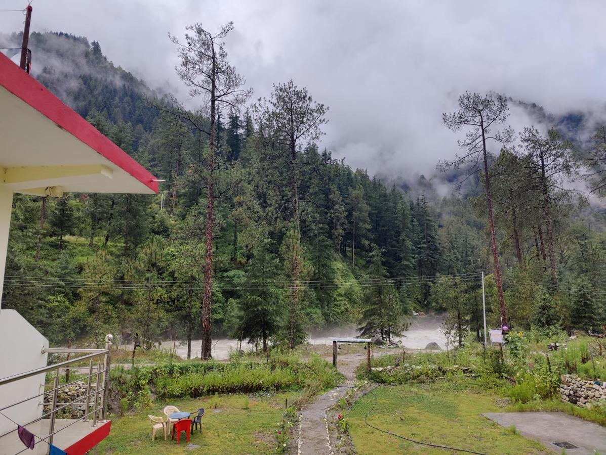 Breathe Inn Kasol Esterno foto