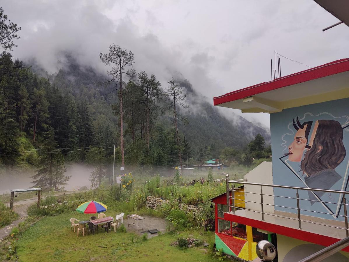 Breathe Inn Kasol Esterno foto