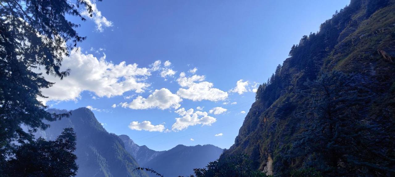 Breathe Inn Kasol Esterno foto