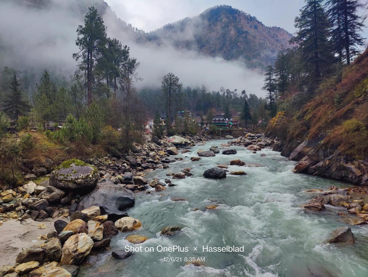 Breathe Inn Kasol Esterno foto