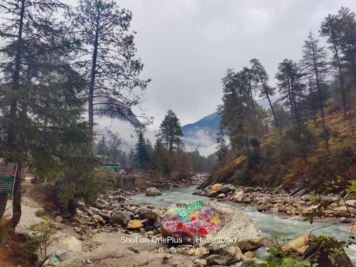 Breathe Inn Kasol Esterno foto