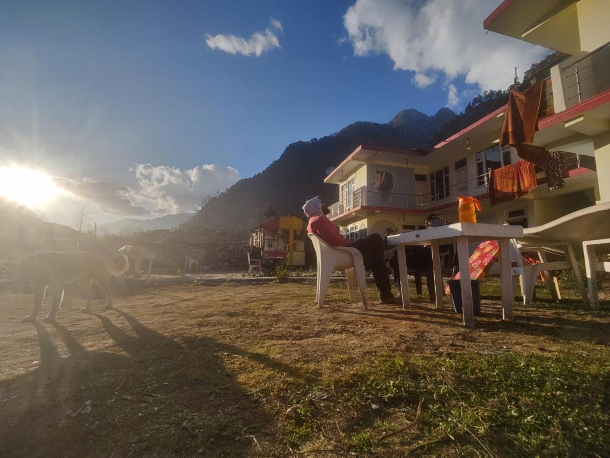 Breathe Inn Kasol Esterno foto