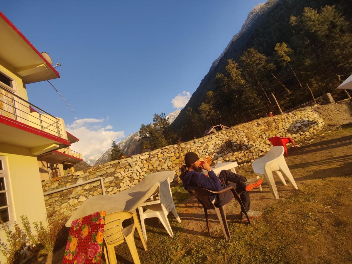 Breathe Inn Kasol Esterno foto