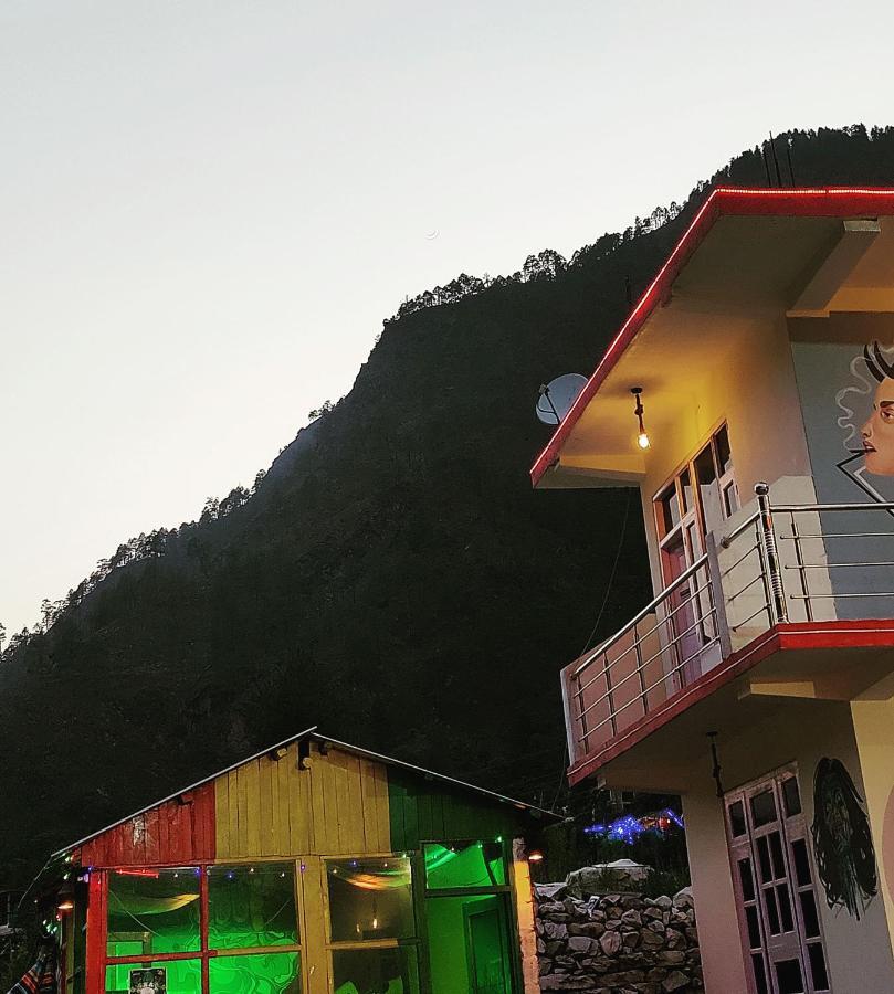 Breathe Inn Kasol Esterno foto