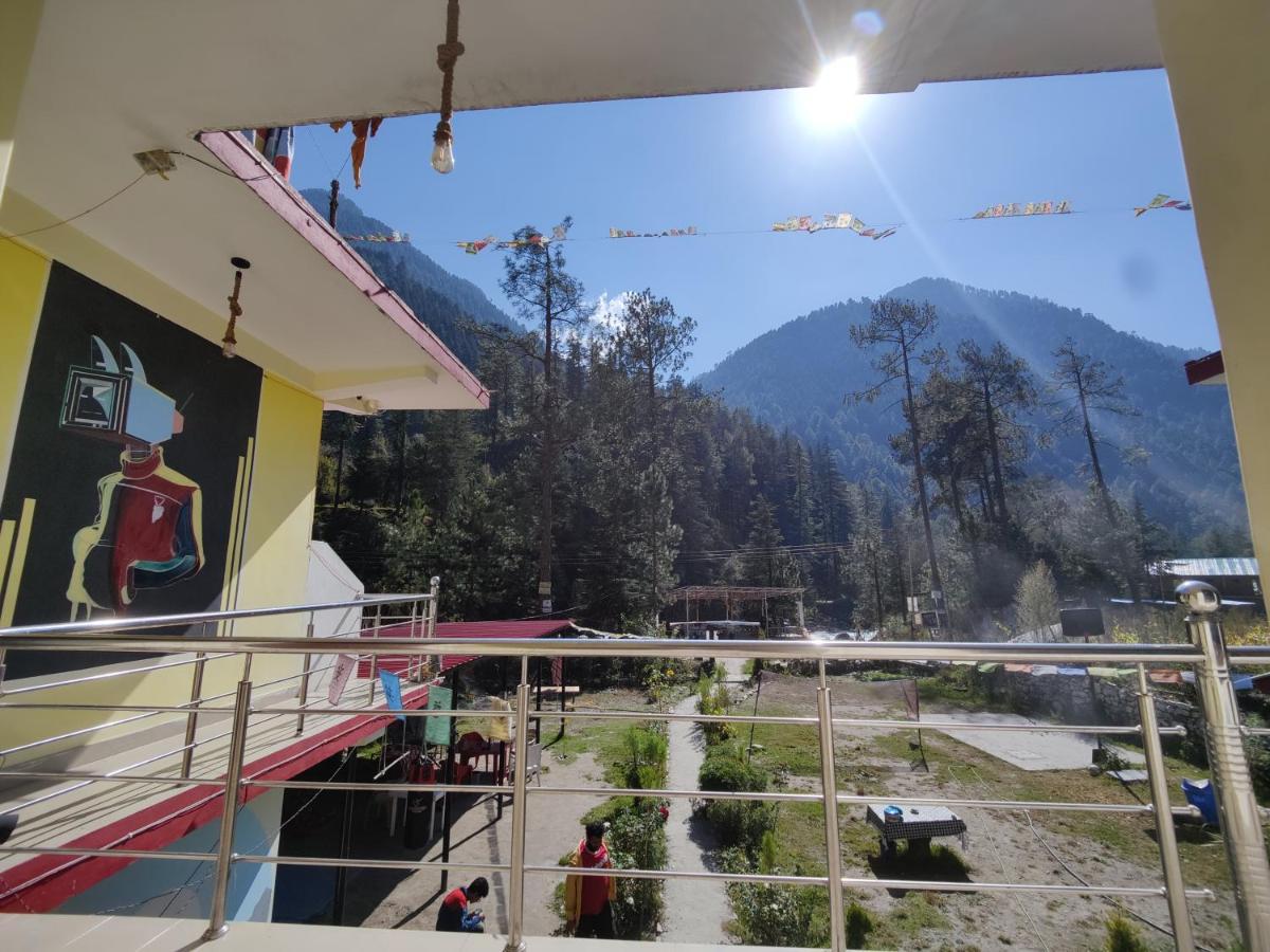 Breathe Inn Kasol Esterno foto