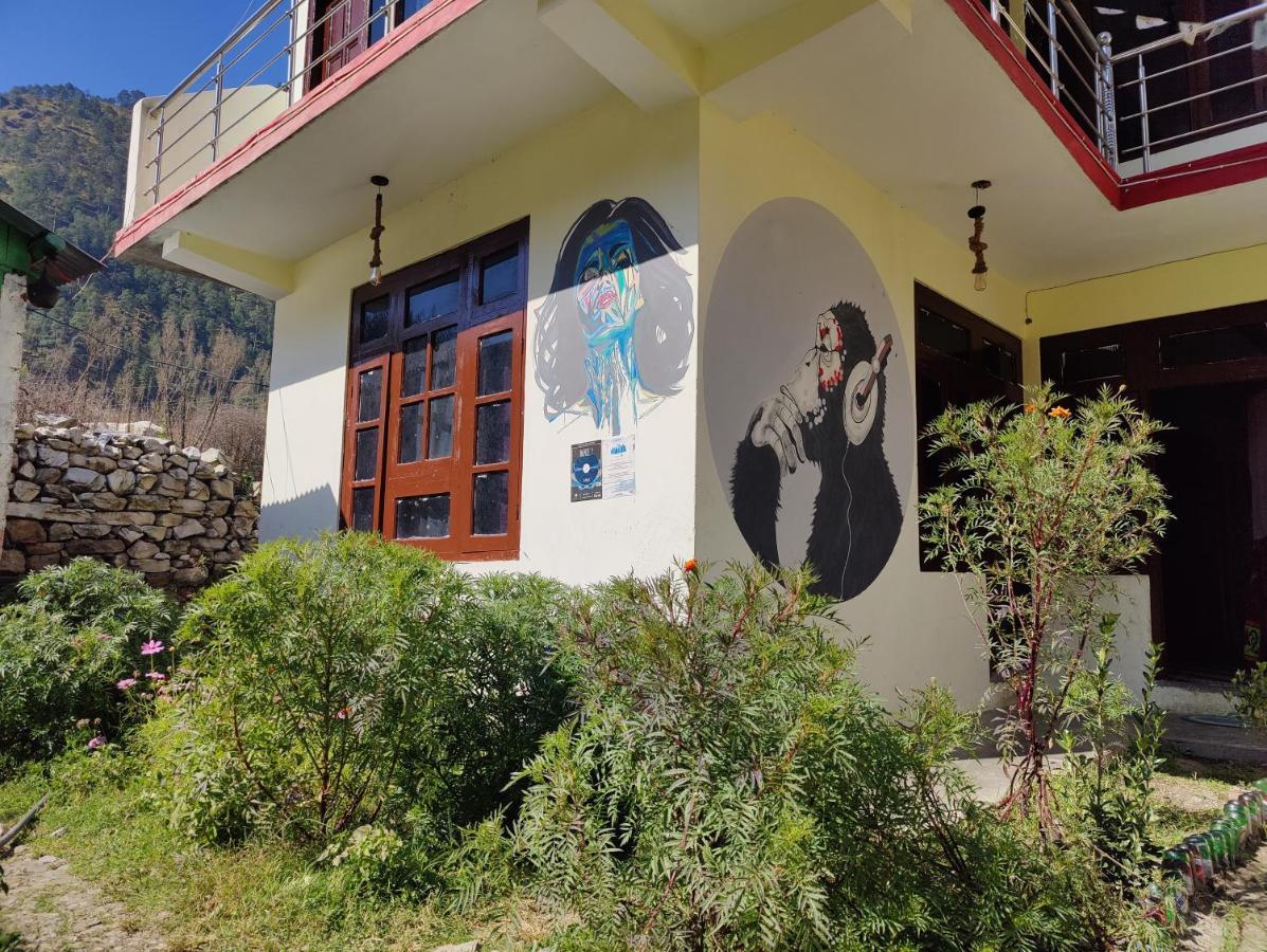 Breathe Inn Kasol Esterno foto