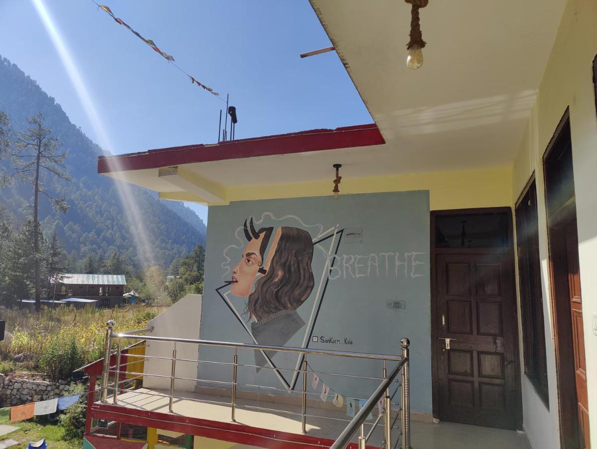 Breathe Inn Kasol Esterno foto