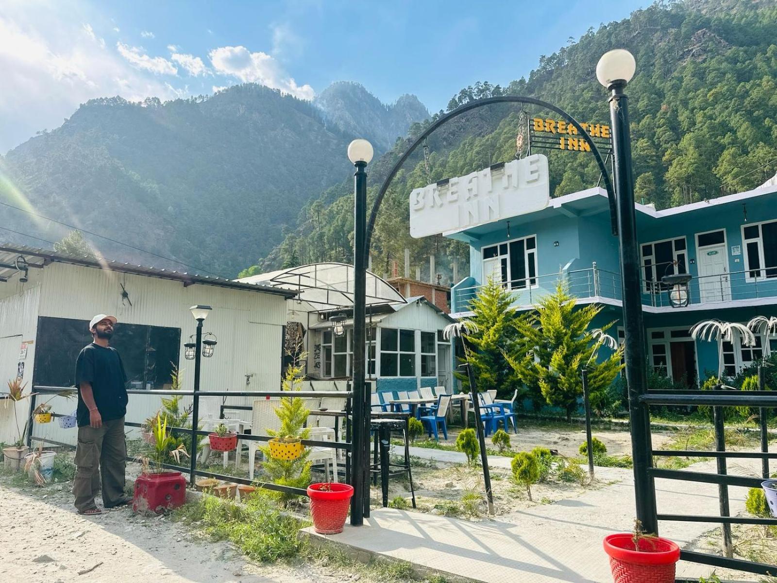 Breathe Inn Kasol Esterno foto