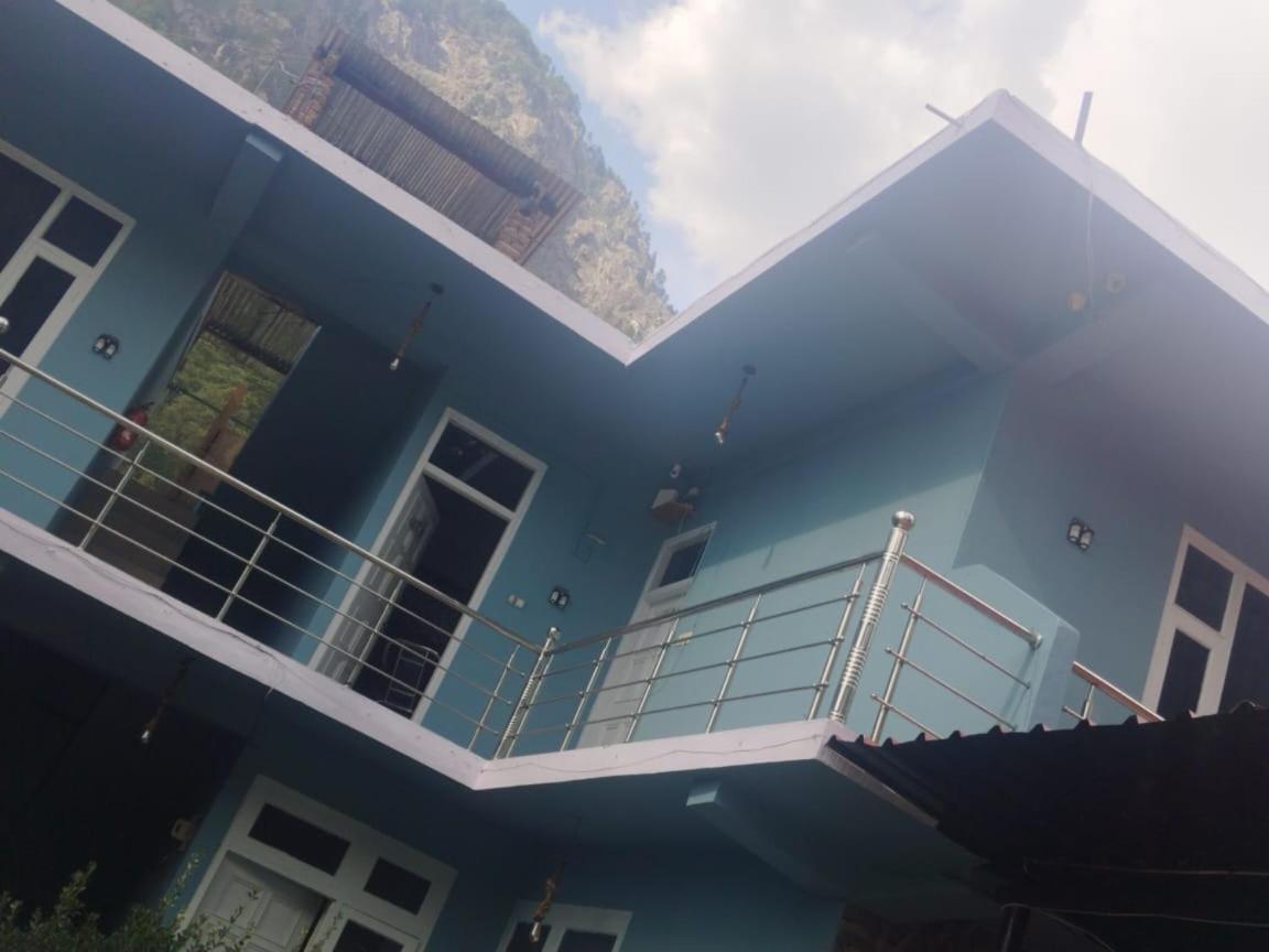 Breathe Inn Kasol Esterno foto