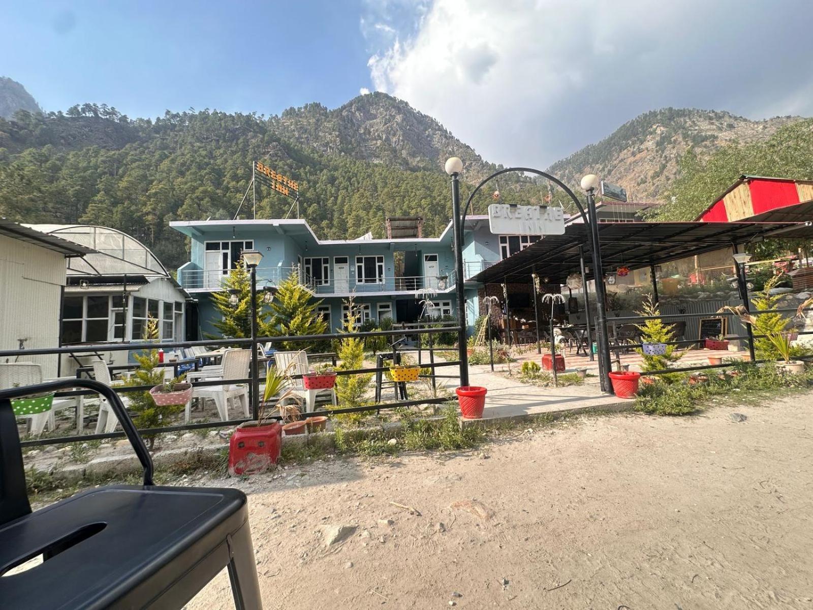 Breathe Inn Kasol Esterno foto